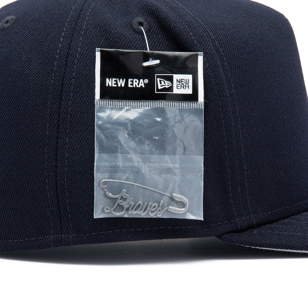 Atlanta Braves 59FIFTY Pre-curved - Safety Pin 'Navy'
