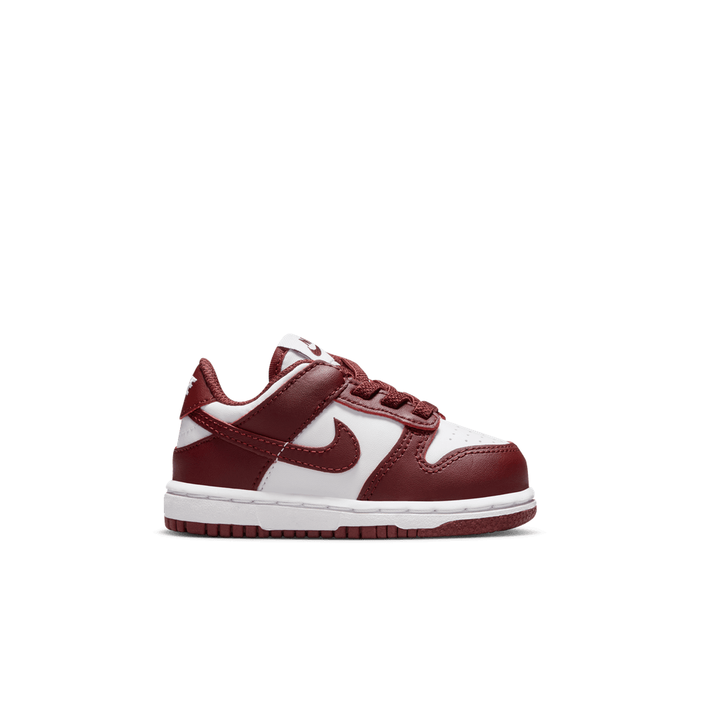 Nike shops Dunk Low (TD) Size 9c