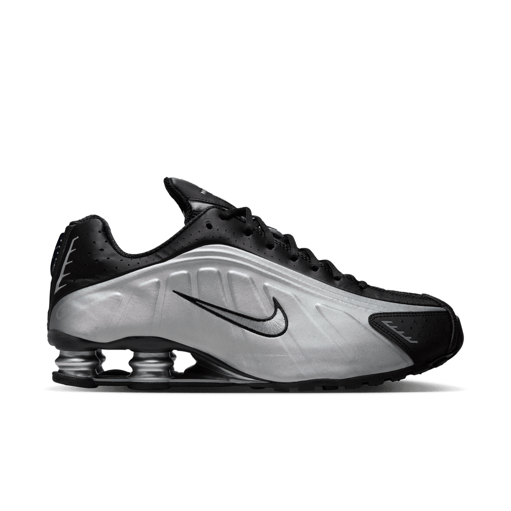 Nike Shox R4 'Metallic Silver Black' – TAKOUT® Nike Shox R4 'Metallic Silver Black' – TAKOUT®