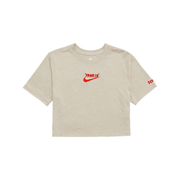 W NSW Somos Familia Slim Fit Cropped Tee 'Rattan'