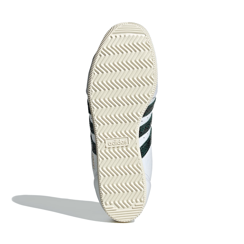 W Japan 'Cloud White Collegiate Green'