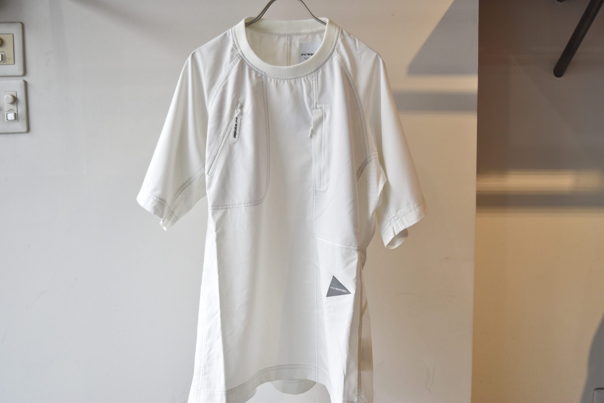 Stretch Rip Pullover