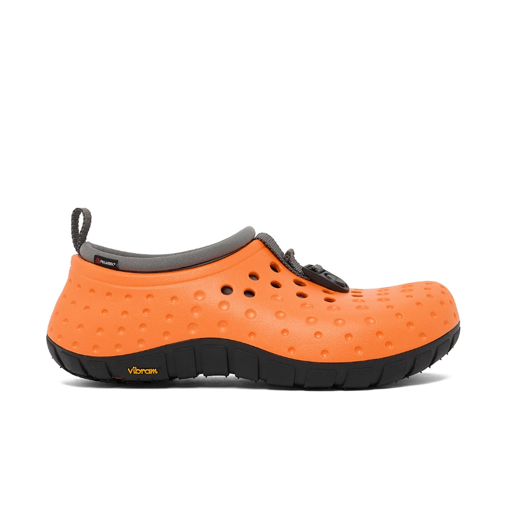 U Tembo II RO 'Orange Zing Black'