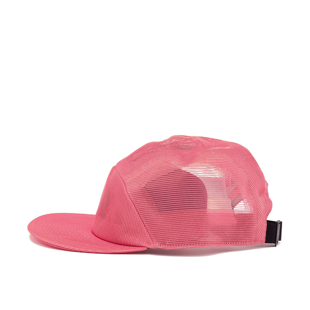 On Running Specter Cap in Camellia pink, side view with the brim pointing left and black adjustment buckle.