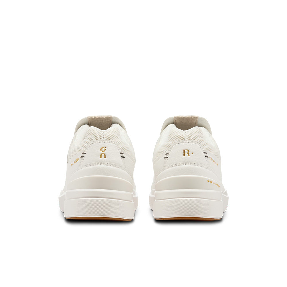 The ROGER Centre court 'White Gum'