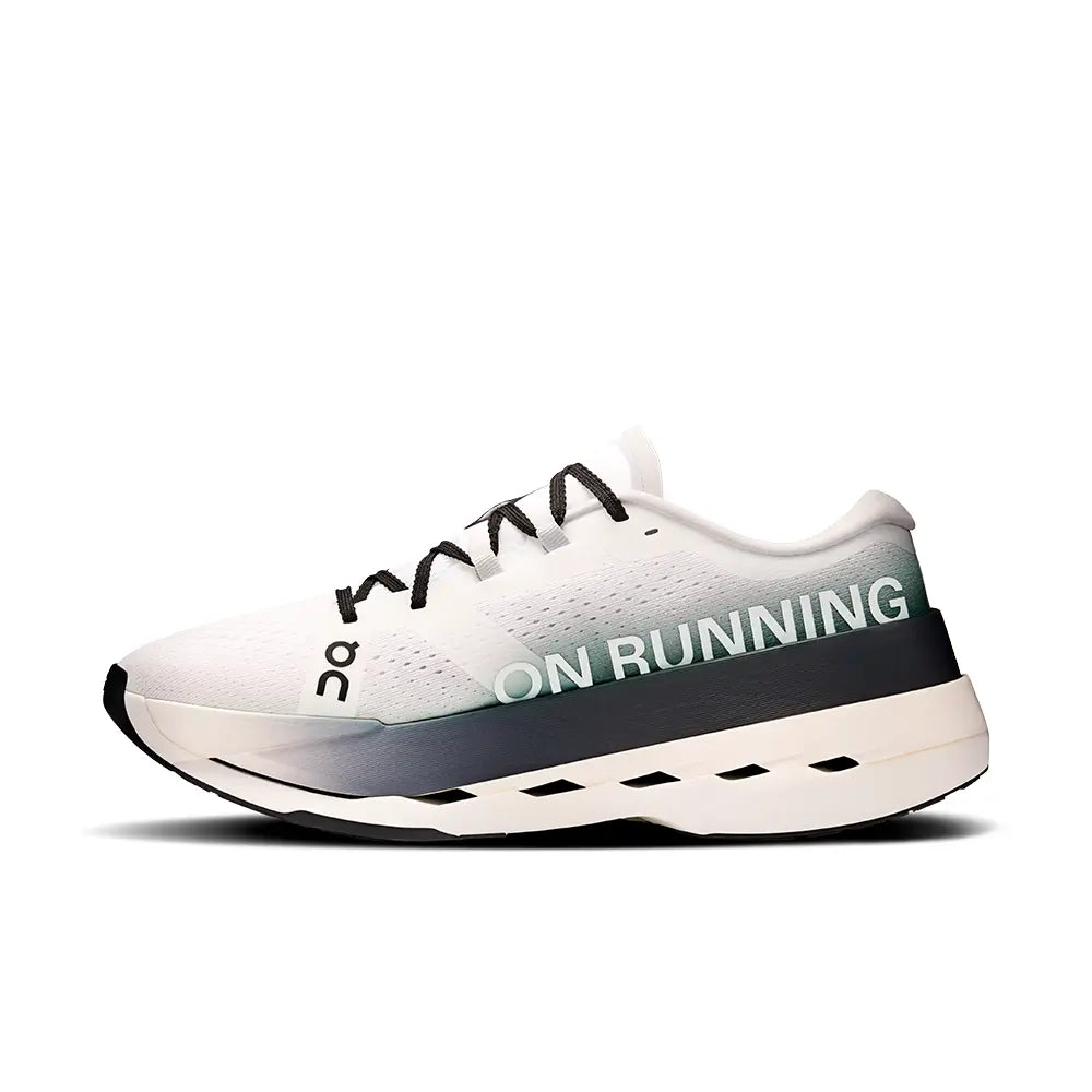 Cloudboom Max 'White Black'
