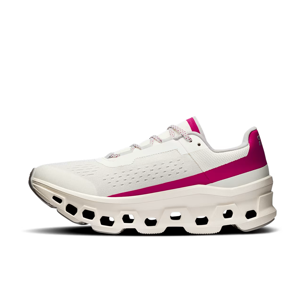 W Cloudmonster 'Ivory Grenadine'