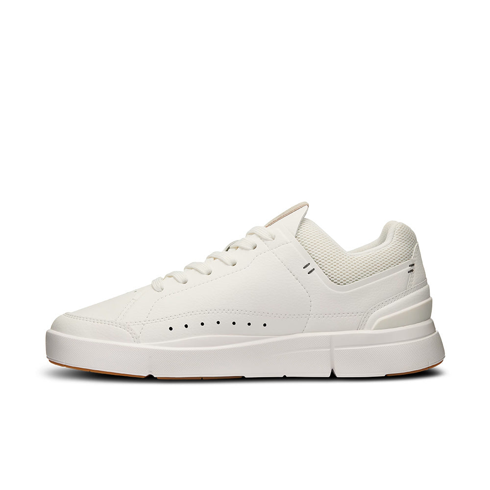 W The ROGER Centre Court 'White Gum'