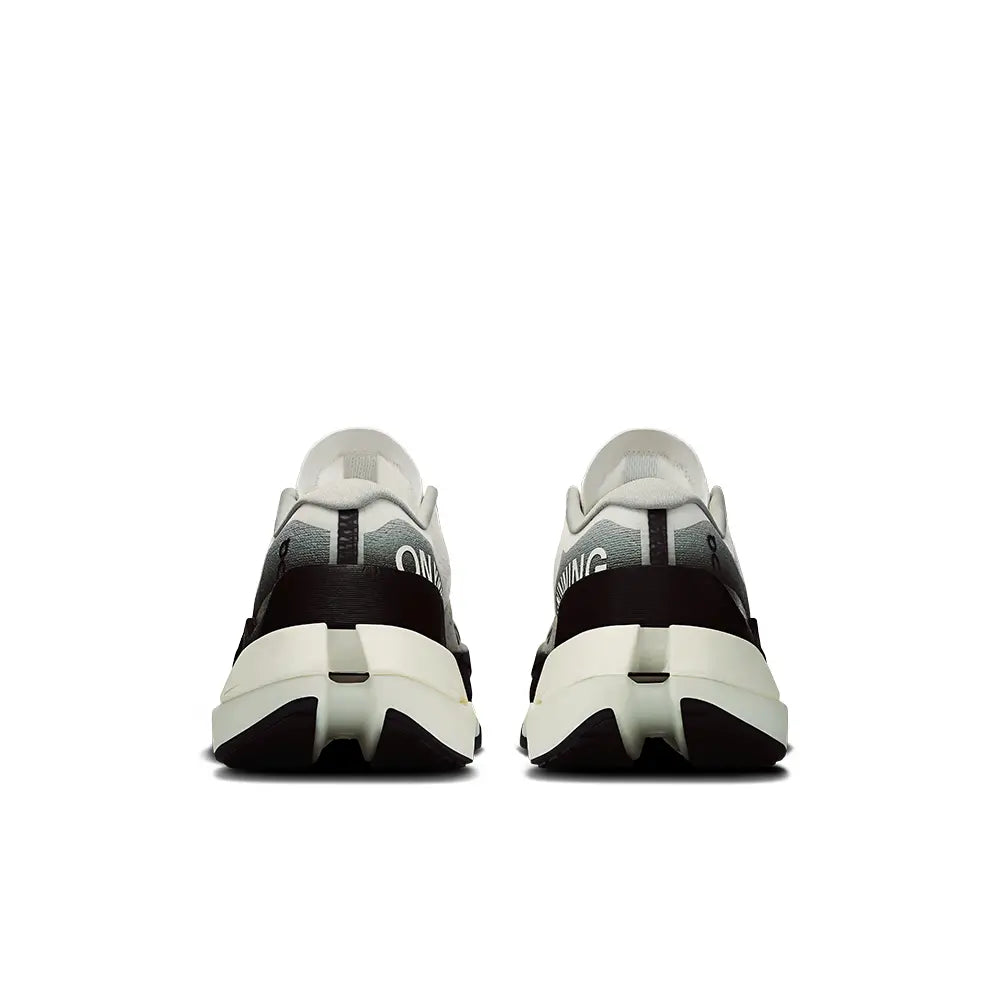 W Cloudboom Max 'White Black'