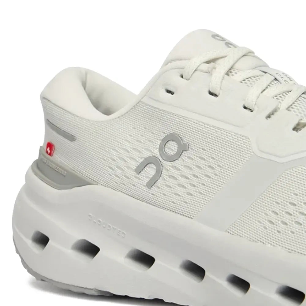 W Cloudrunner 3 'Frost Glacier'