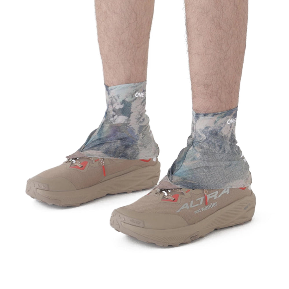 Altra × and wander Graphic Trail Gaiter 'Beige'
