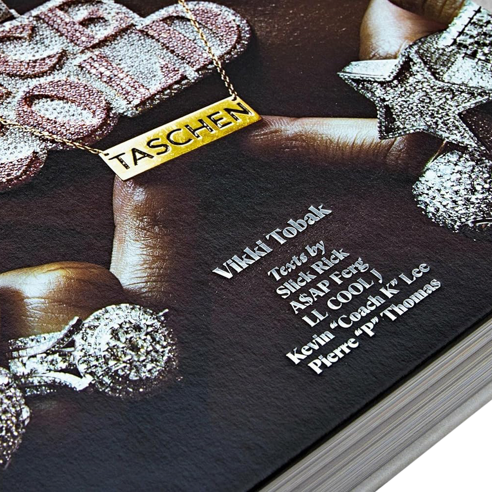 ICE COLD. A HIP-HOP JEWELRY HISTORY