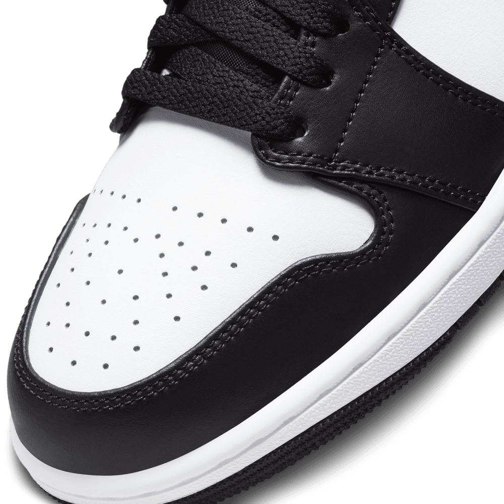 Air Jordan 1 Low 'Black Medium Grey'