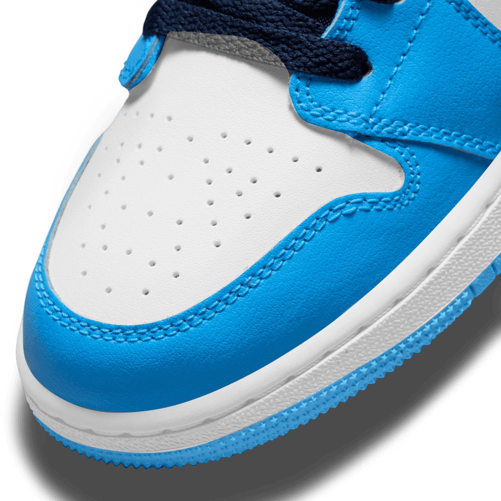 Air Jordan 1 Low GS 'UNC'