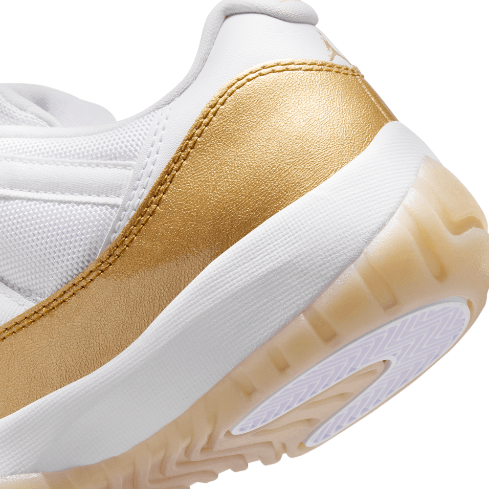 W Air Jordan 11 Retro Low 'Mother's Day'