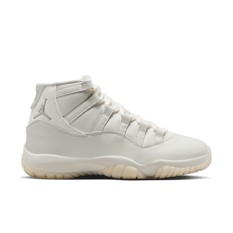 W Air Jordan 11 Retro 'Grand Finale'