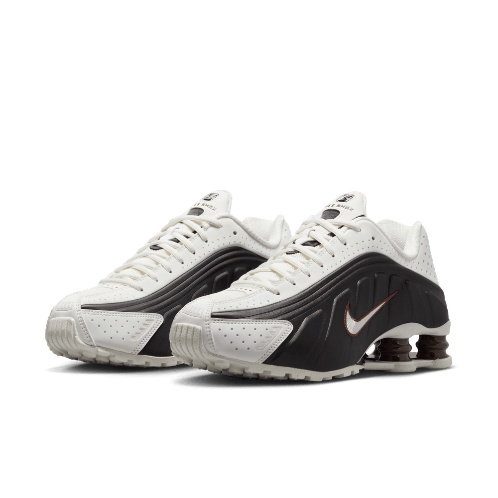 W Shox R4 'Sail Fauna Brown'