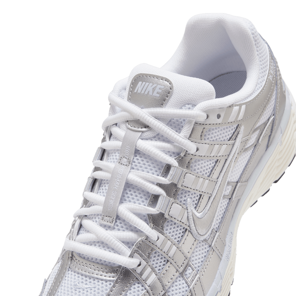 W P-6000 'White Metallic Silver'