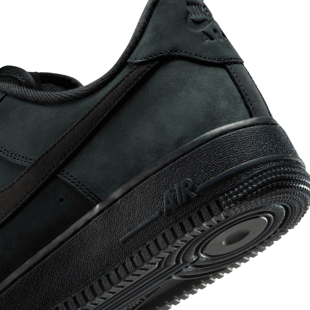 Air Force 1 '07 WB 'Triple Black Nubuck'