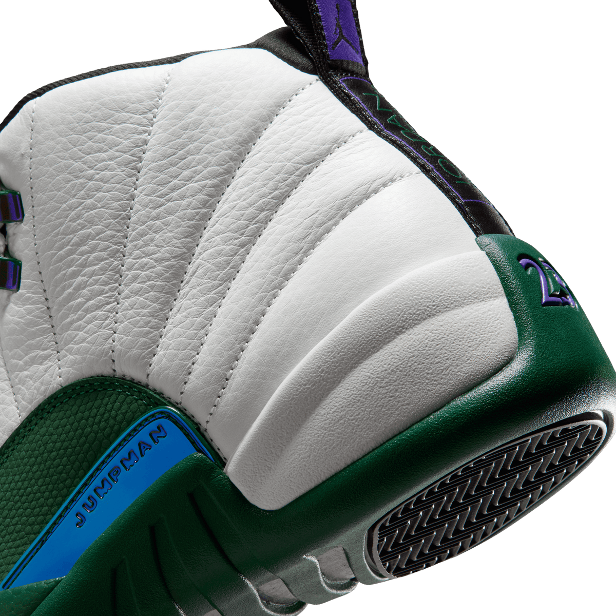 Air Jordan 12 Retro 'Bucks'