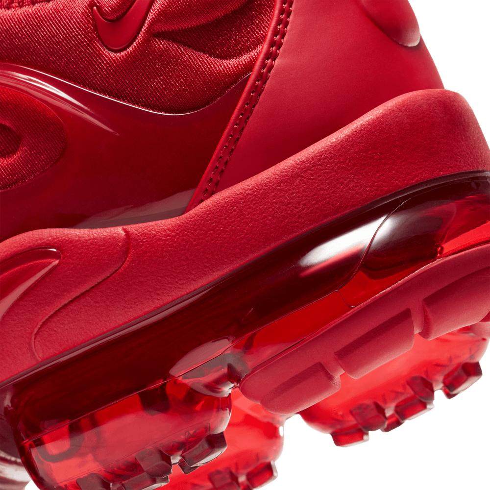 Air VaporMax Plus 'Triple Red'