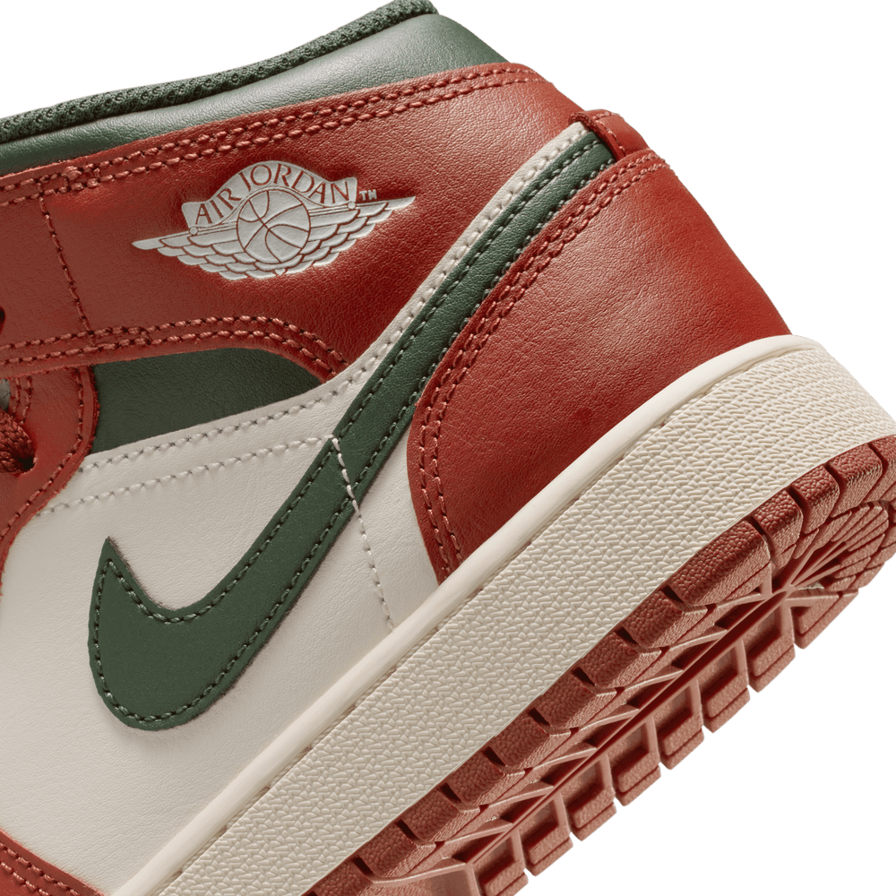 Air Jordan 1 Mid GS 'Redstone'