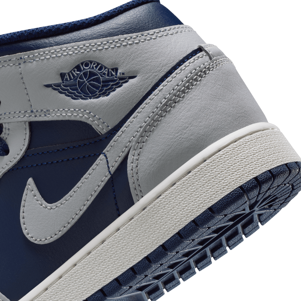 Air Jordan 1 Mid GS 'Blue Void'