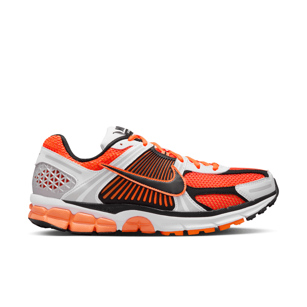 Zoom Vomero 5 'Total Orange'