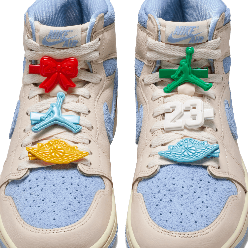 W Air Jordan 1 Retro High OG 'Pale Ivory Pyschic Blue'