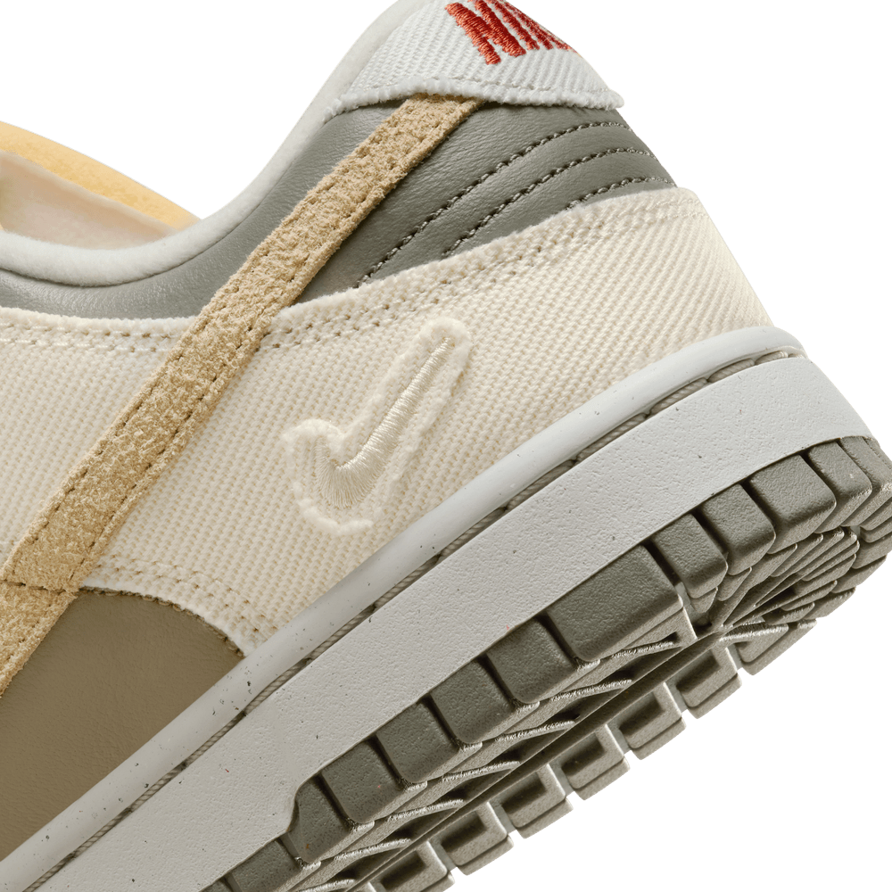 W Dunk Low 'Light Bone Neutral Olive'