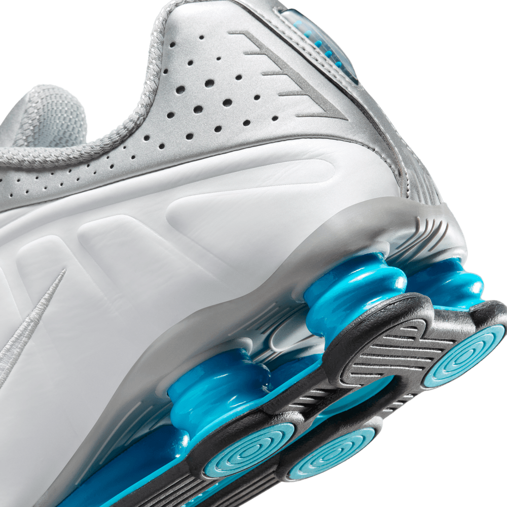 ◆正規品◆NIKE SHOX R4 LLIC SILVER BLUE LAGOON◆関税込◆ Nike Shox R4 'Blue Lagoon' – TĀKOUT NY