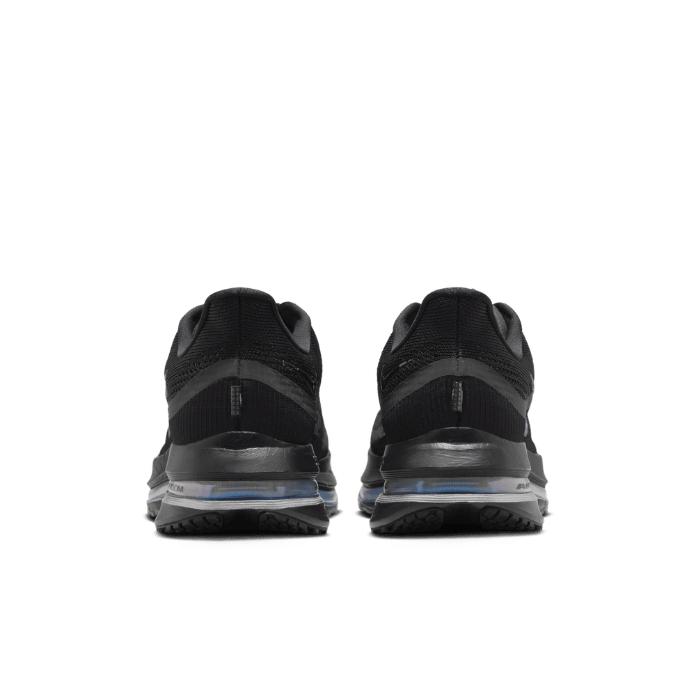 Pegasus Premium 'Black Metallic Silver'