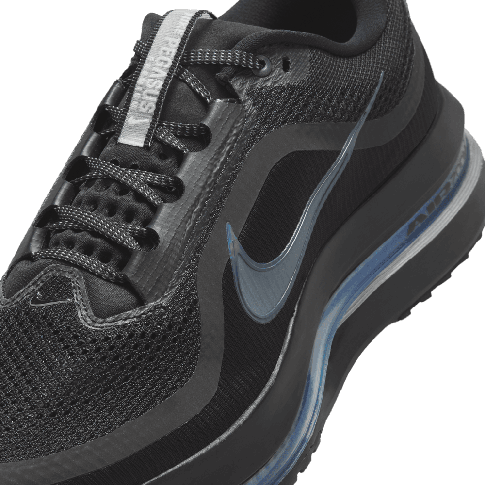 Pegasus Premium 'Black Metallic Silver'