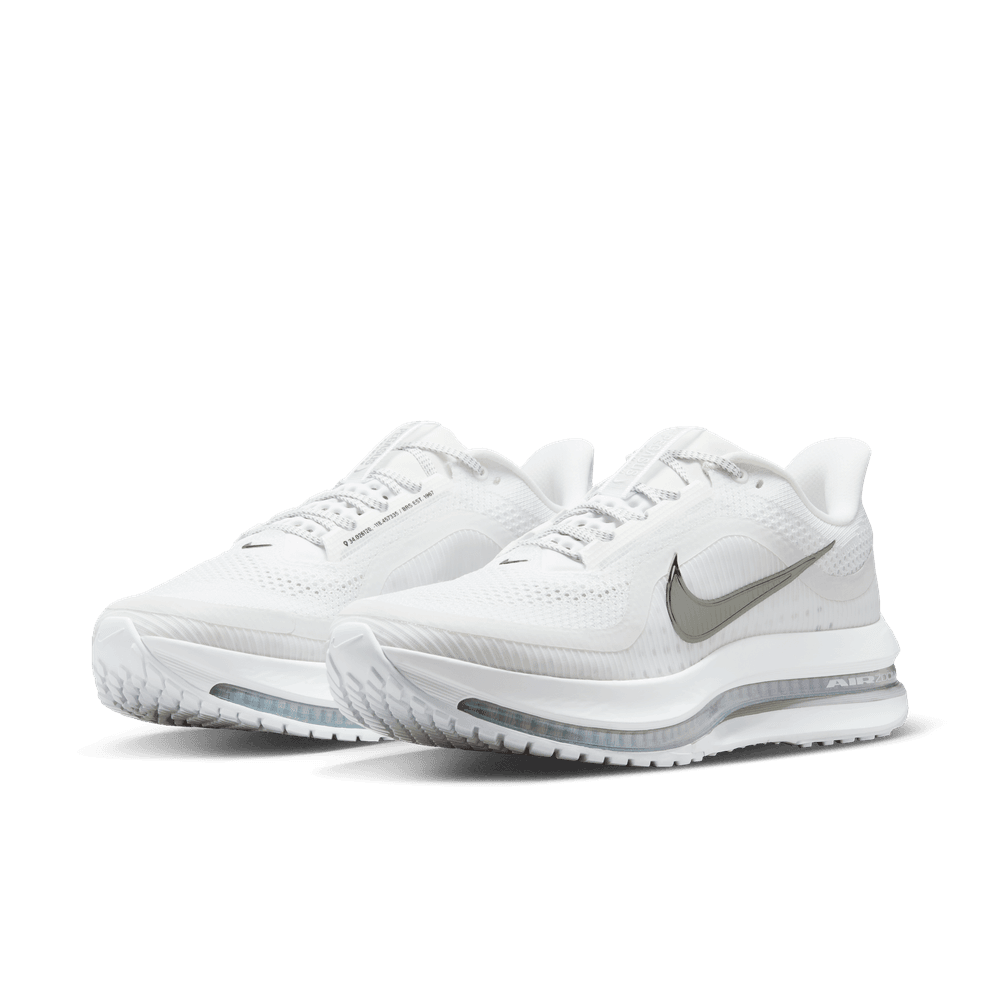 Pegasus Premium 'White Metallic Silver'