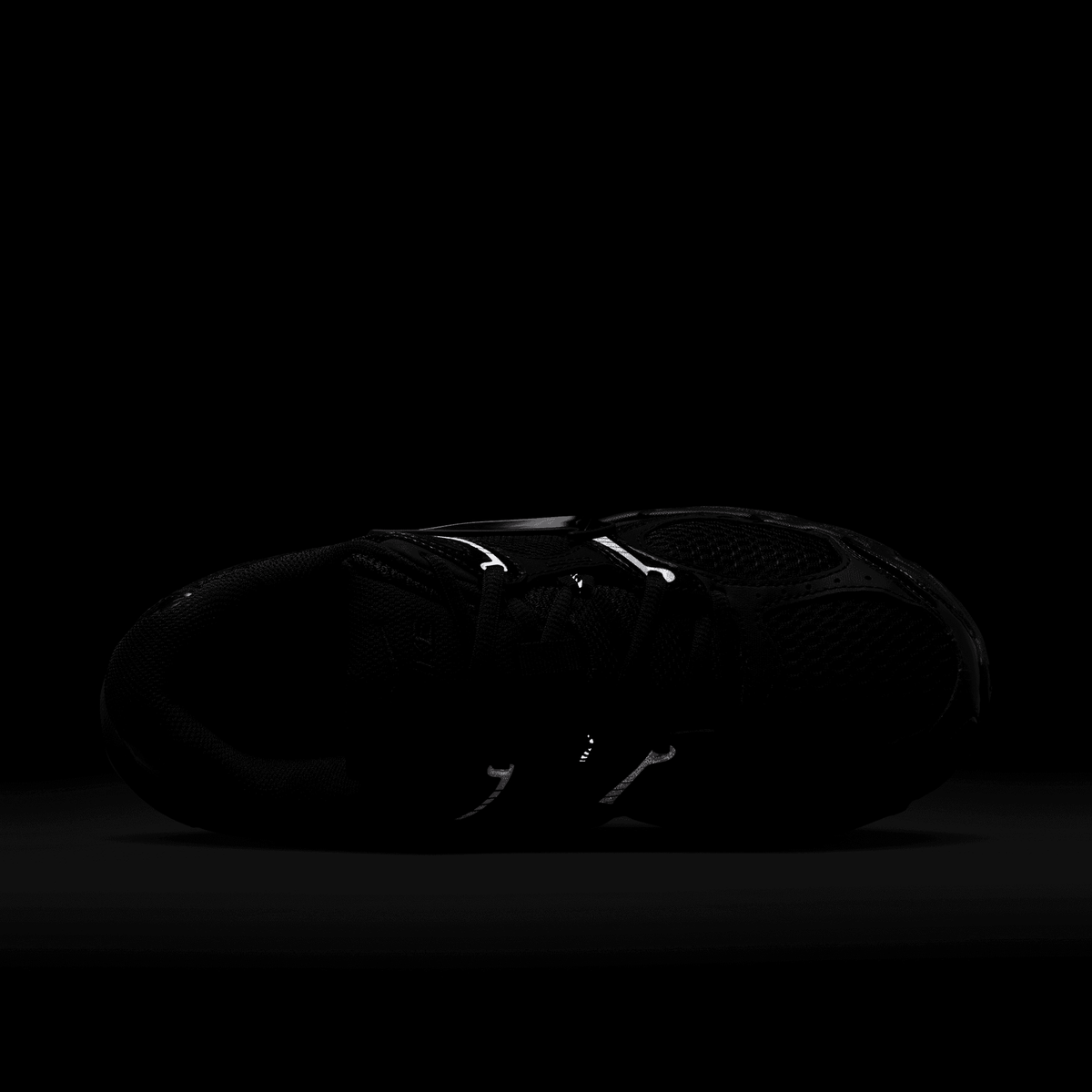 W V5 RNR 'Black Anthracite'