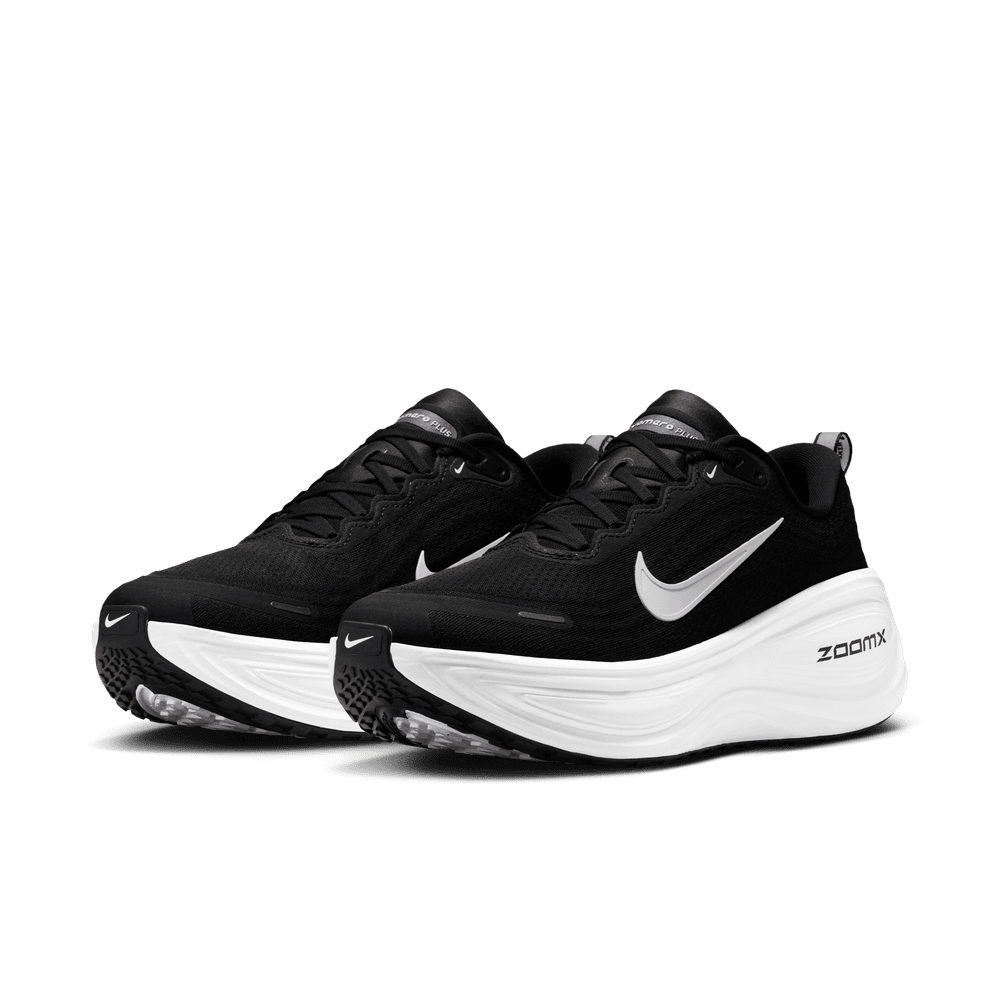 Vomero Plus 'Black White'