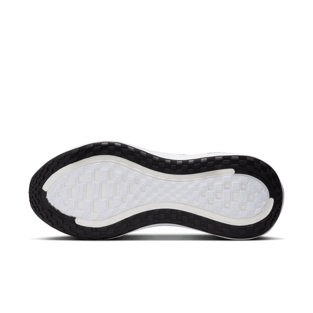 Vomero Plus 'Black White'