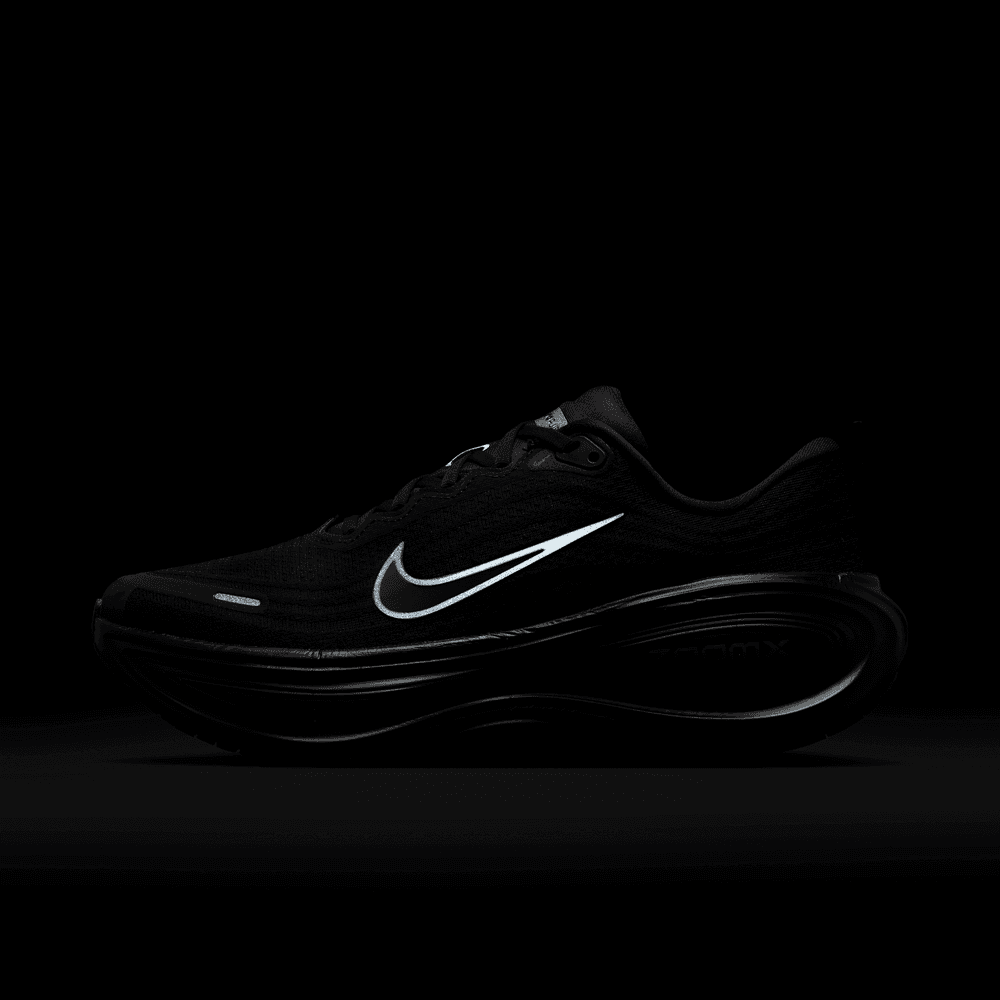 Vomero Plus 'Triple Black'