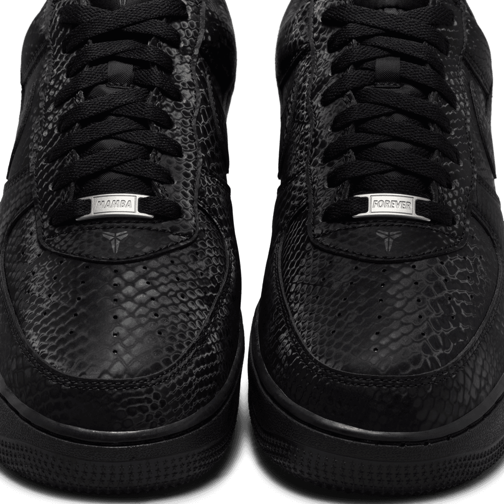 Kobe Bryant x Air Force 1 Low 'Triple Black'