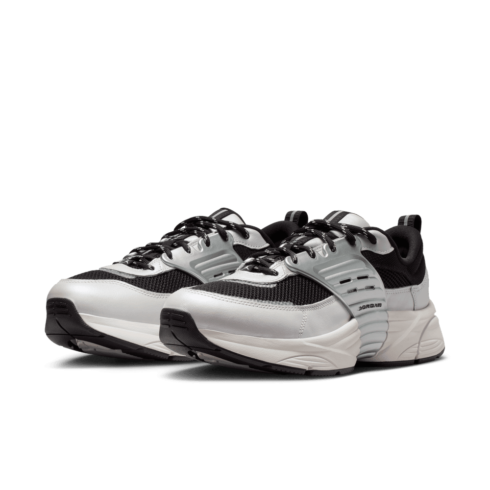 Jordan Trunner O/S 'Photon Dust'