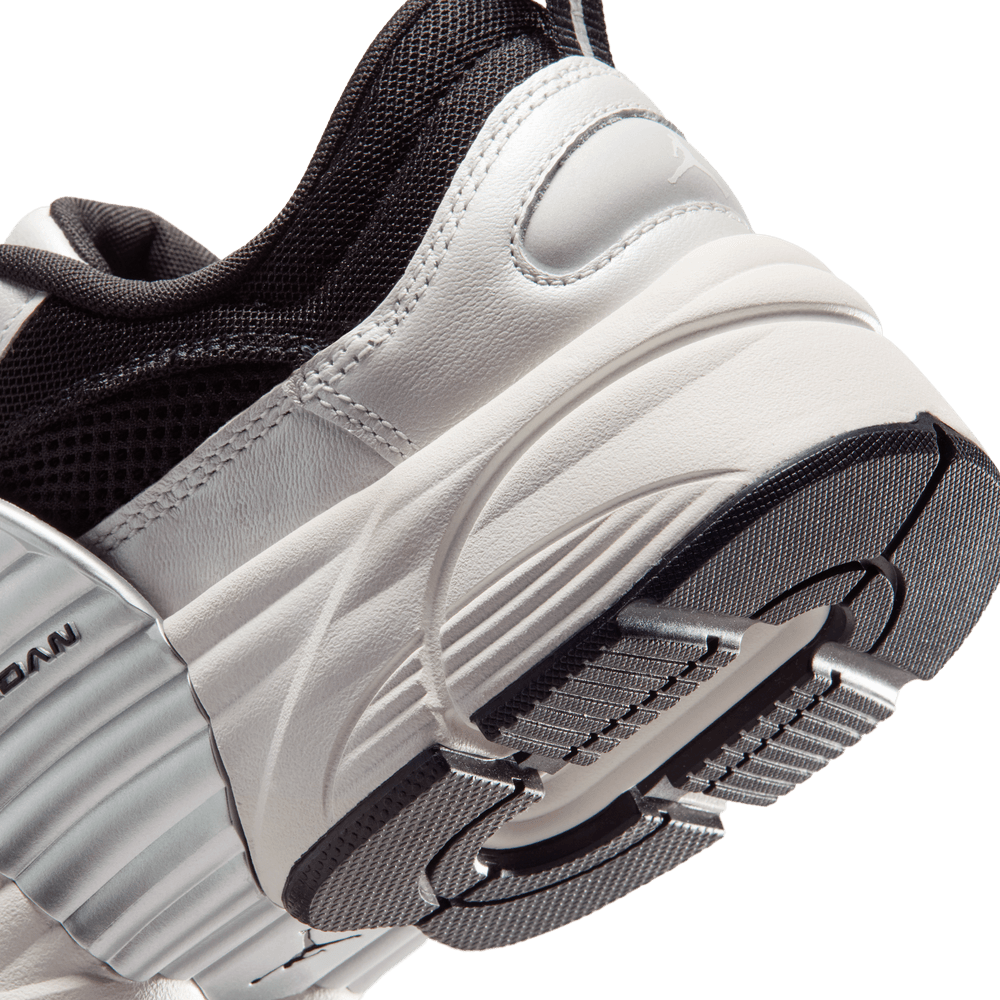 Jordan Trunner O/S 'Photon Dust'