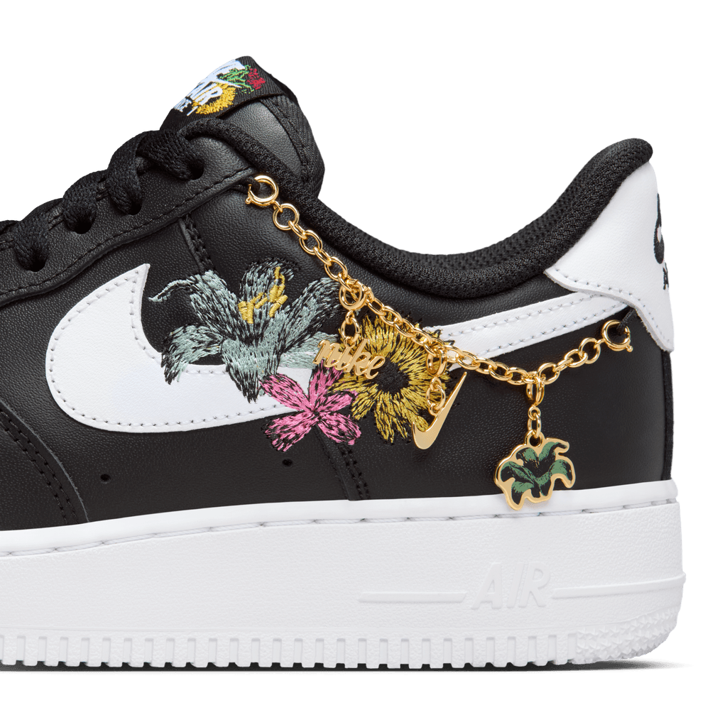 W Air Force 1 '07 Premium 'Now Accepting All Flowers'