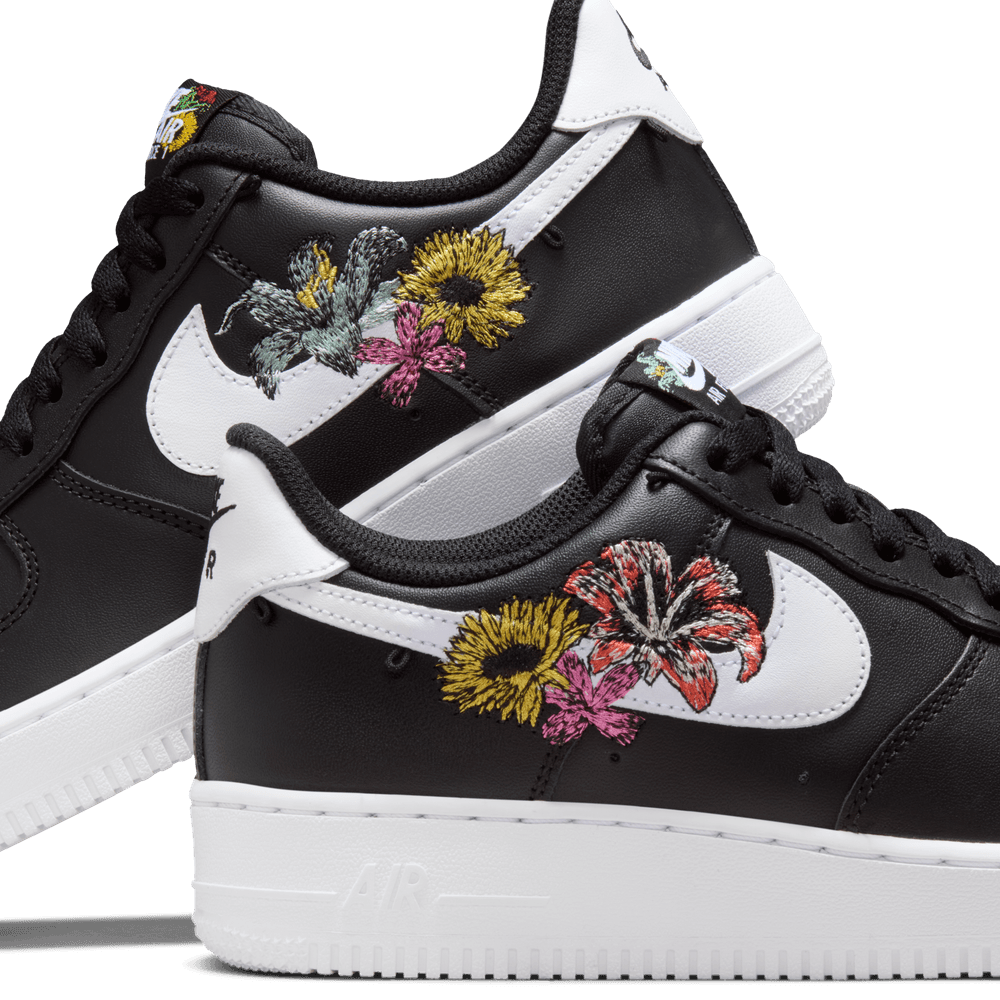 W Air Force 1 '07 Premium 'Now Accepting All Flowers'