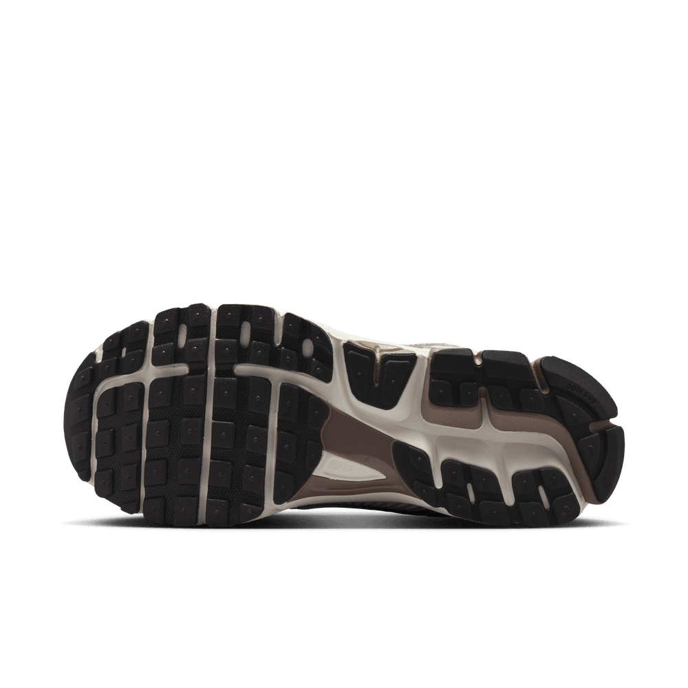 W Air Zoom Vomero 5 'Sail Mink Brown'