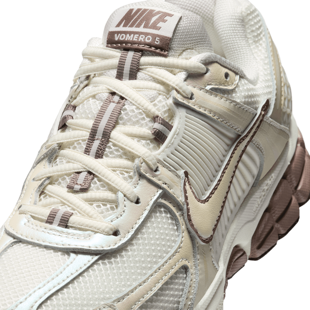 W Air Zoom Vomero 5 'Sail Mink Brown'