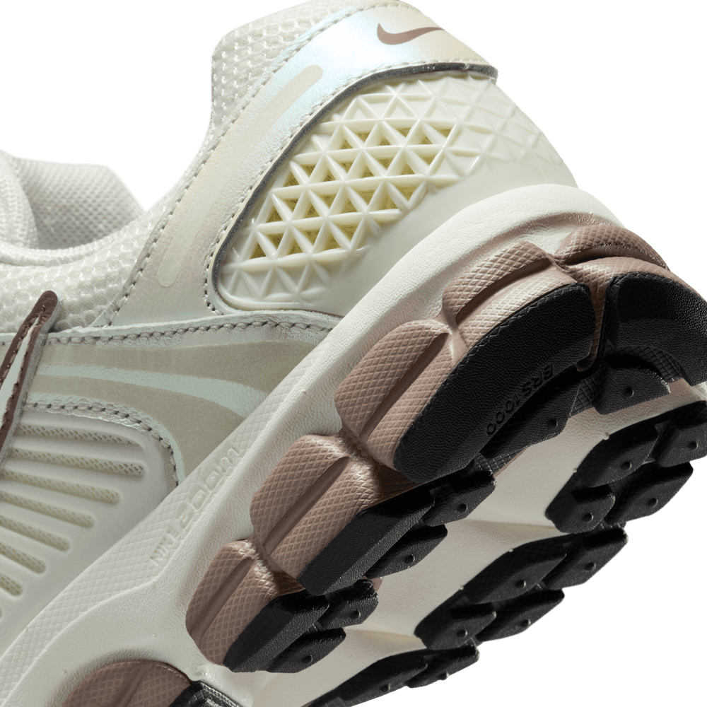 W Air Zoom Vomero 5 'Sail Mink Brown'