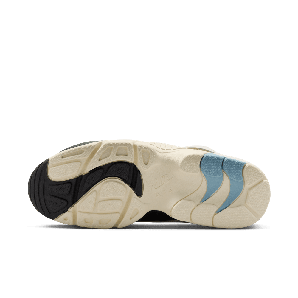 Air Diamond Turf 'Must Be the Money'