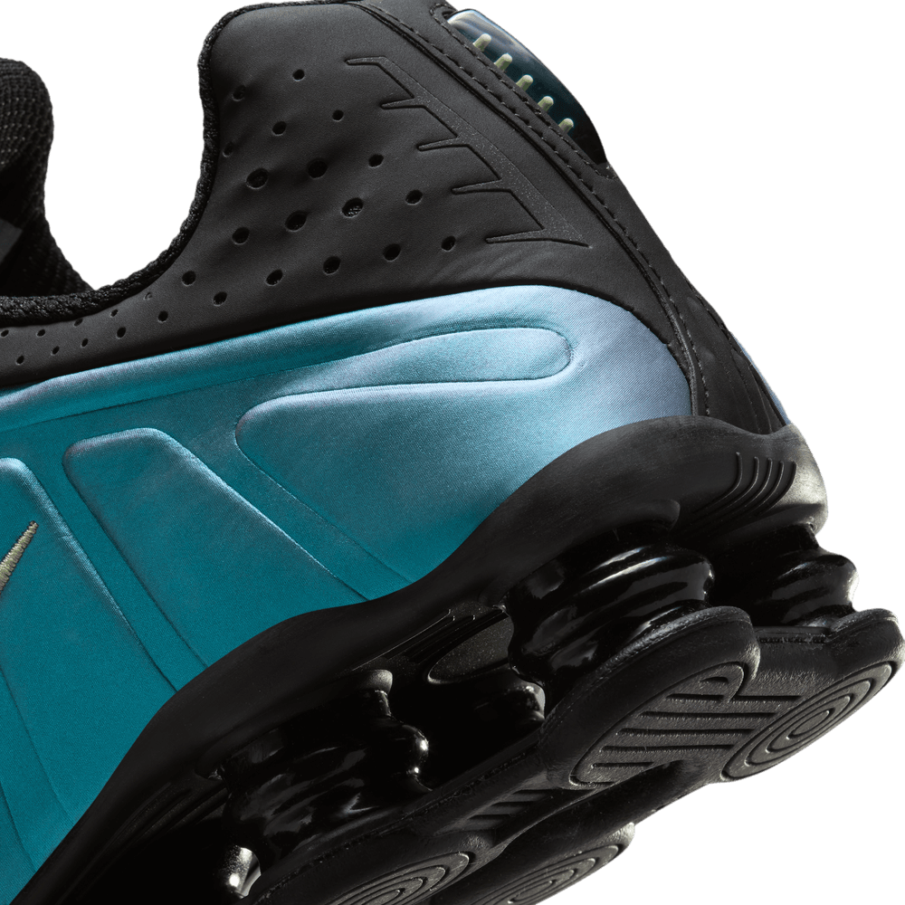 Shox R4 'Sapphire Light Liquid Lima'