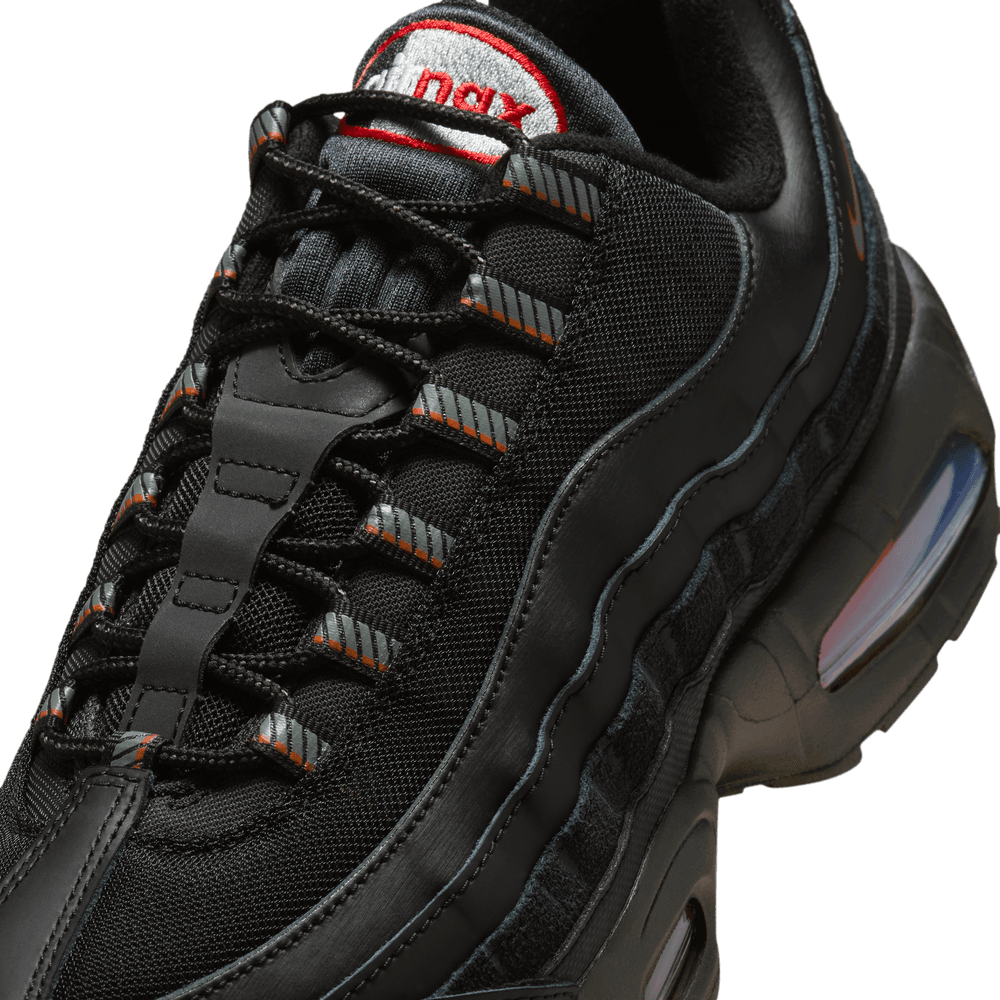 black and red air max 95