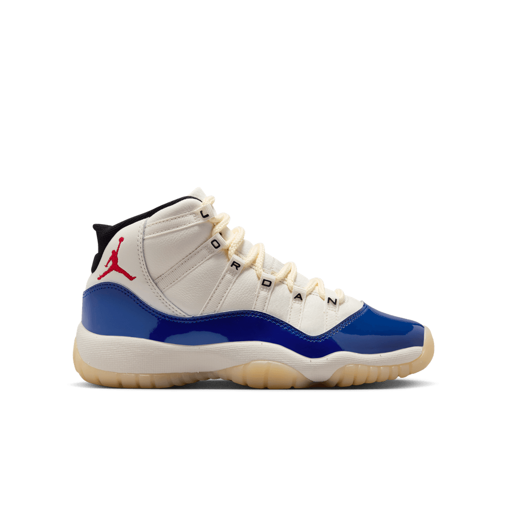 Air Jordan 11 Retro GS 'Rare Air'
